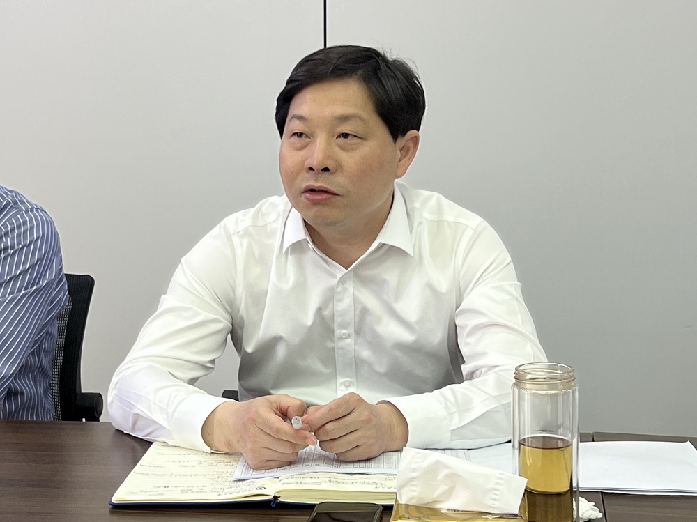 1714375351285576.jpg 胡校长.jpg