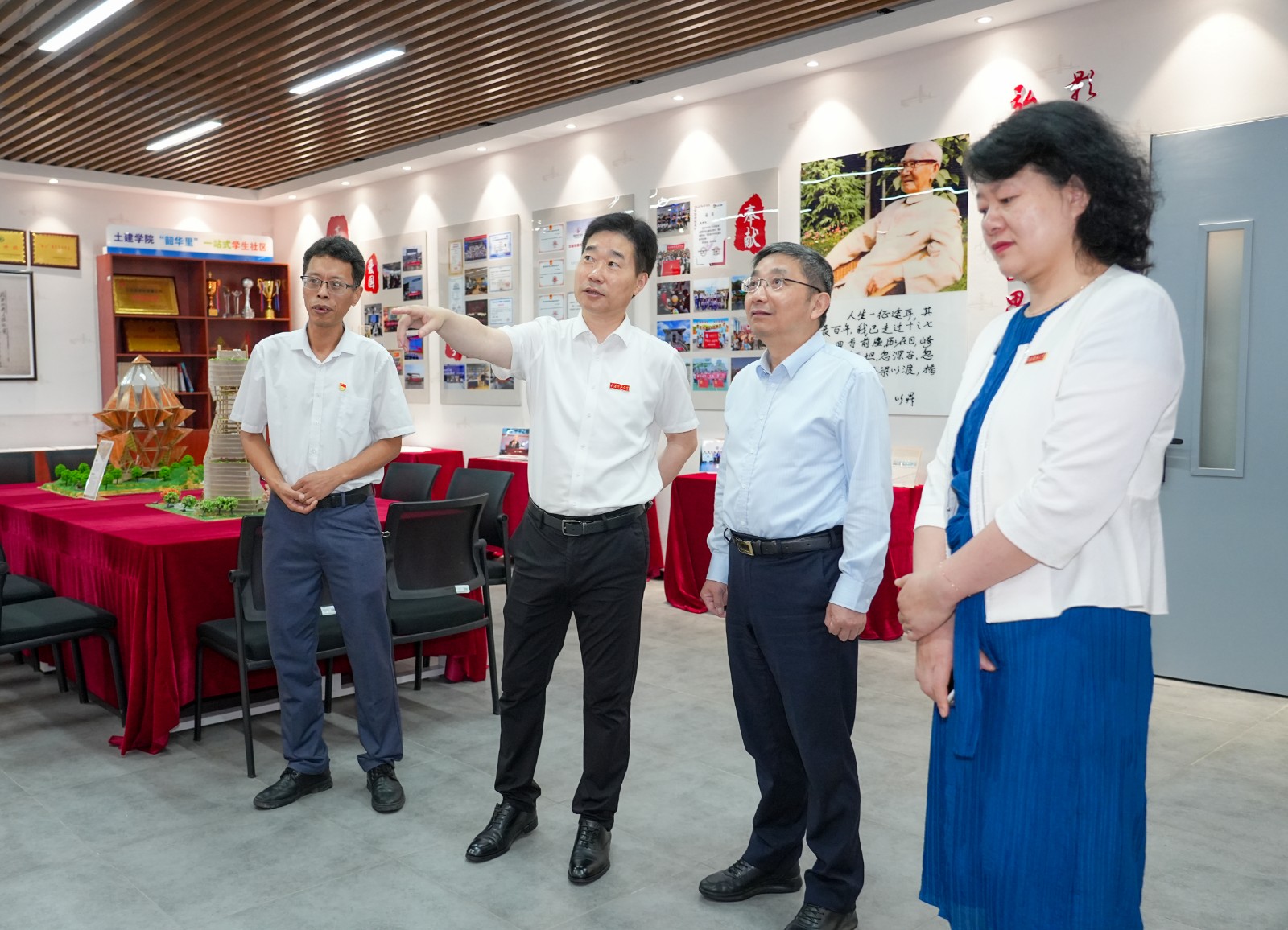 1749804268665175.jpg 1749804268665175.jpg