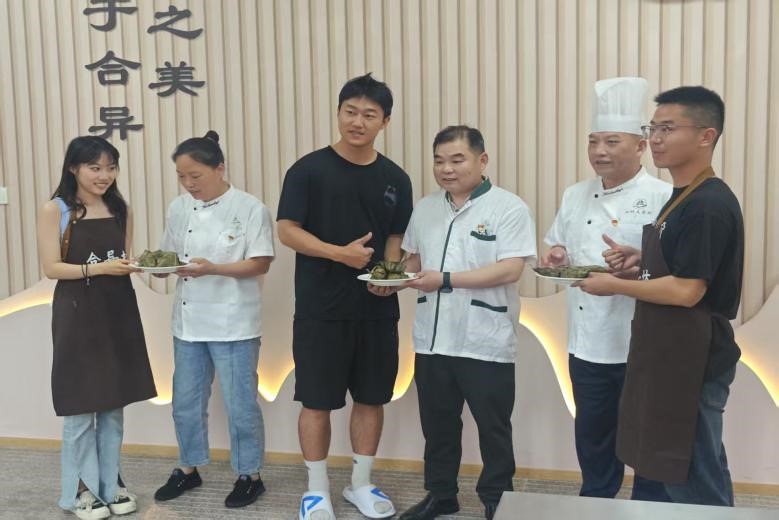 1749715932153094.jpg 1749715932153094.jpg